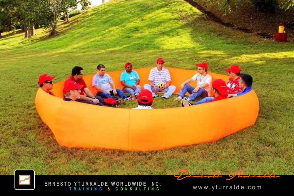 Actividades de Talleres de Cuerdas Bajas para mejorar liderazgo y colaboración